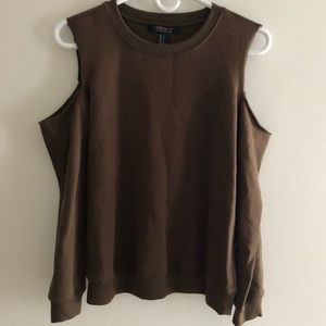 Brand new off the shoulders top in Olive